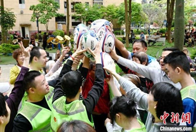 台胞志愿者走进特教课堂用运动点亮“心青年”的未来