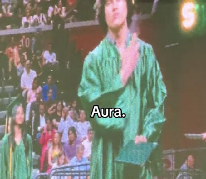 Auramaxxing：焦虑的Z世代男孩正在把“变酷”游戏化(图2)