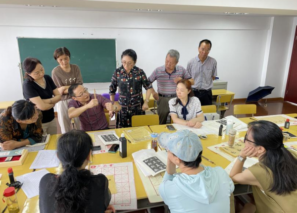 夏夜“不打烊”！镇江市民文化夜校暑期课程火热上线