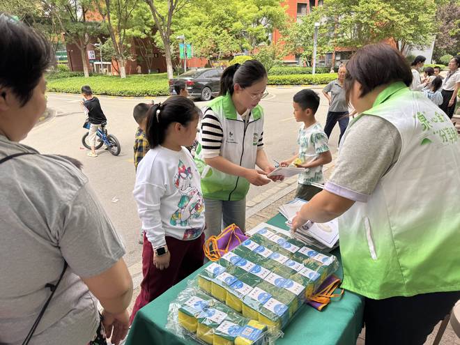 济南姚家街道联合数字济南体验馆开展“全民参与普法宣传月”主题活动(图2)