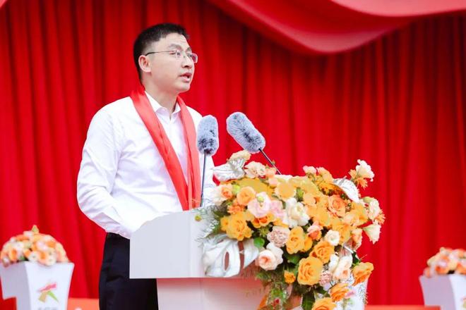 深圳首座大悦城来了！开业一天客流42万人次销售额近2000万元！