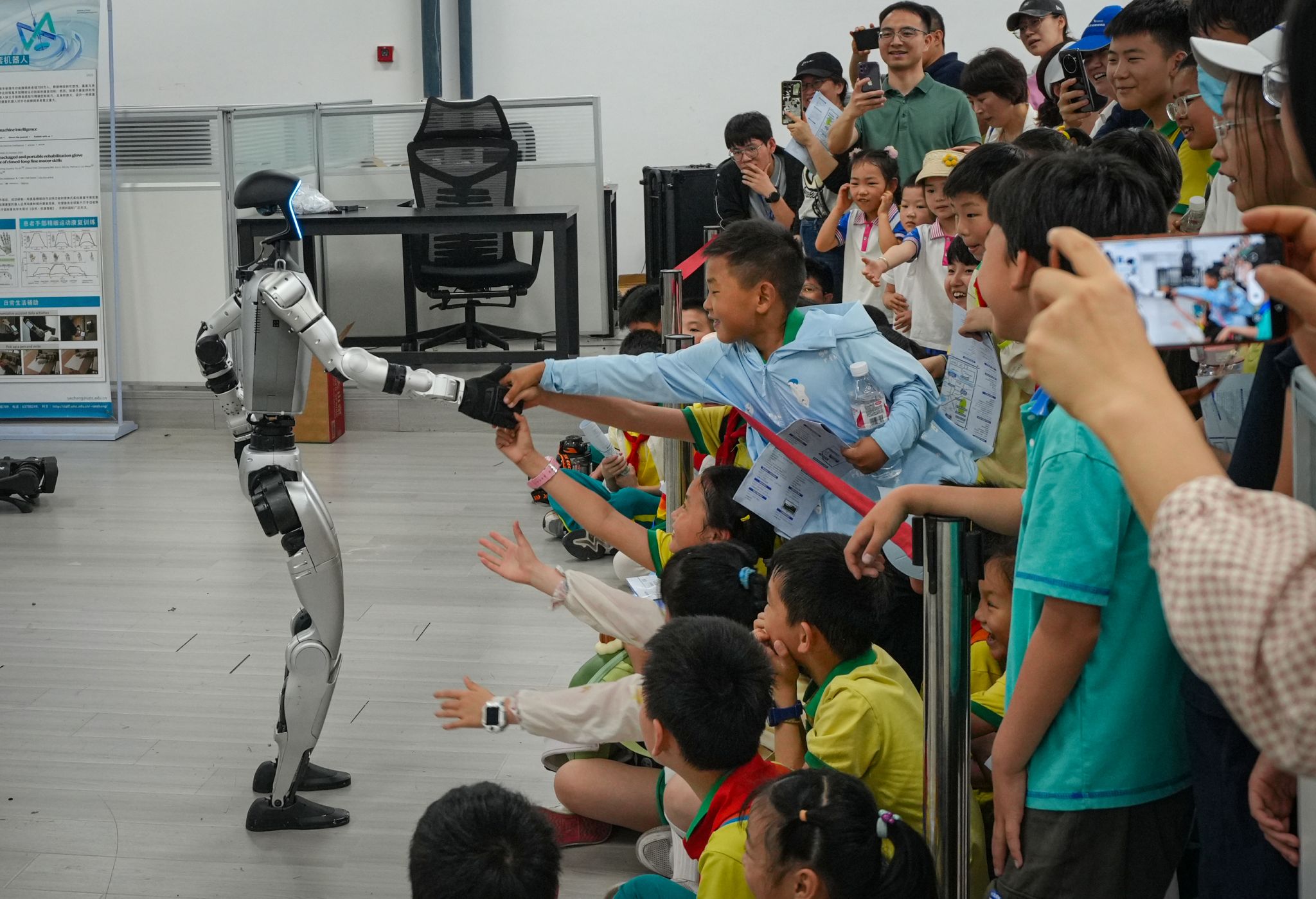 中国科大2025年科技活动周启动(图14)