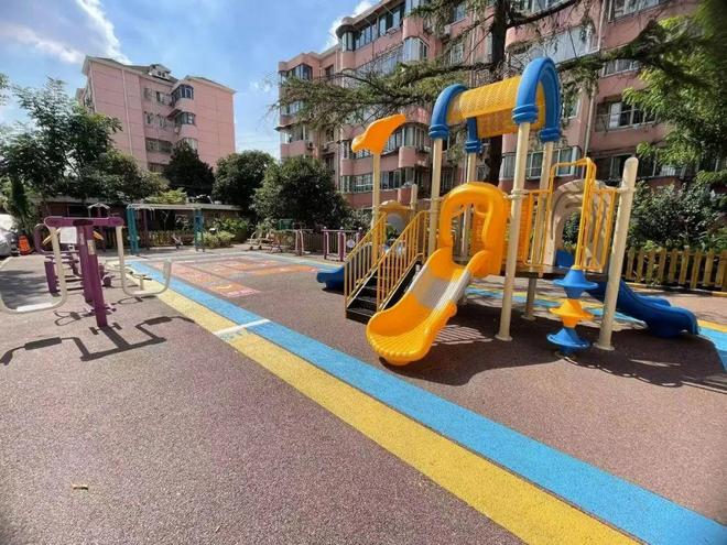 滑滑梯、跳格子、宠物便便箱……这里的健身广场变了！(图5)