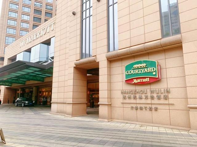 年轻人抢住“拼楼酒店”(图6)