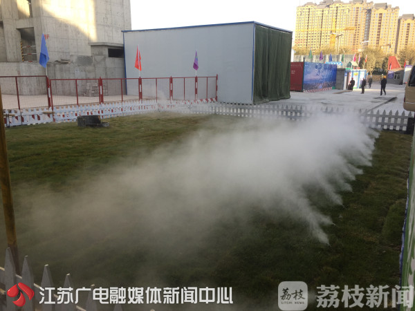 VR技术带您进入施工的危险！江苏建筑企业在工地施工现场设立VR安全体验馆引导工人安全生产(图2)