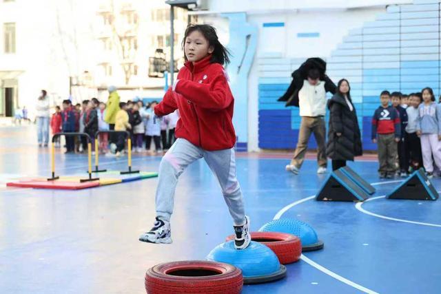 奔跑吧·少年！2025年北京市青少年趣味运动会燃动校园科学健身与体质促进双向赋能(图2)