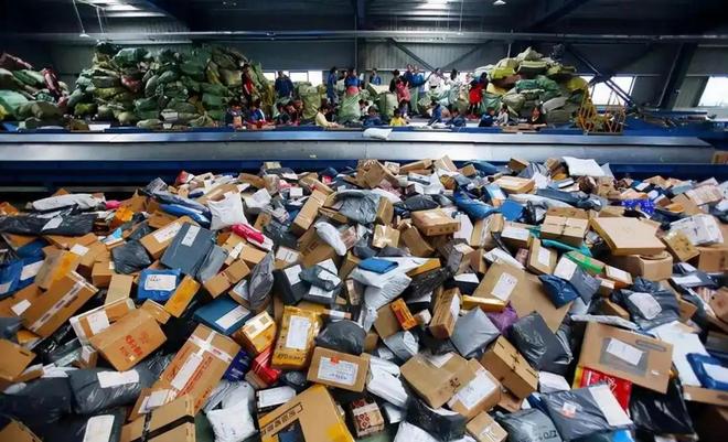 实在太诡异!商铺倒闭潮席卷街头这3门生意却扎堆开店(图3)