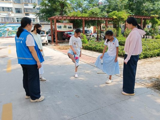 济宁市任城区仙营街道吴泰闸社区开展“全民健身·网格动起来”志愿服务活动